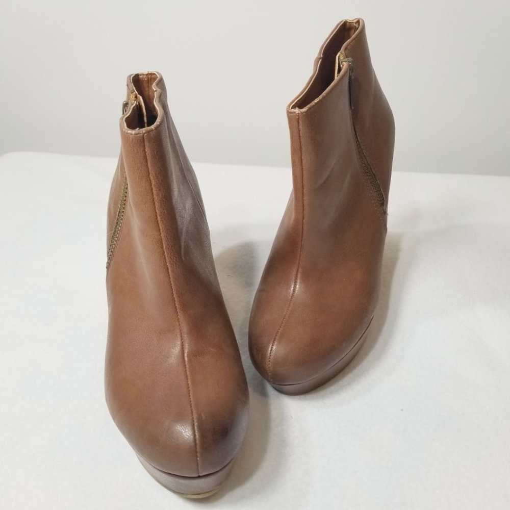 MOSSIMO Faux Brown Leather Wedge Bootie Sz 5-1/2